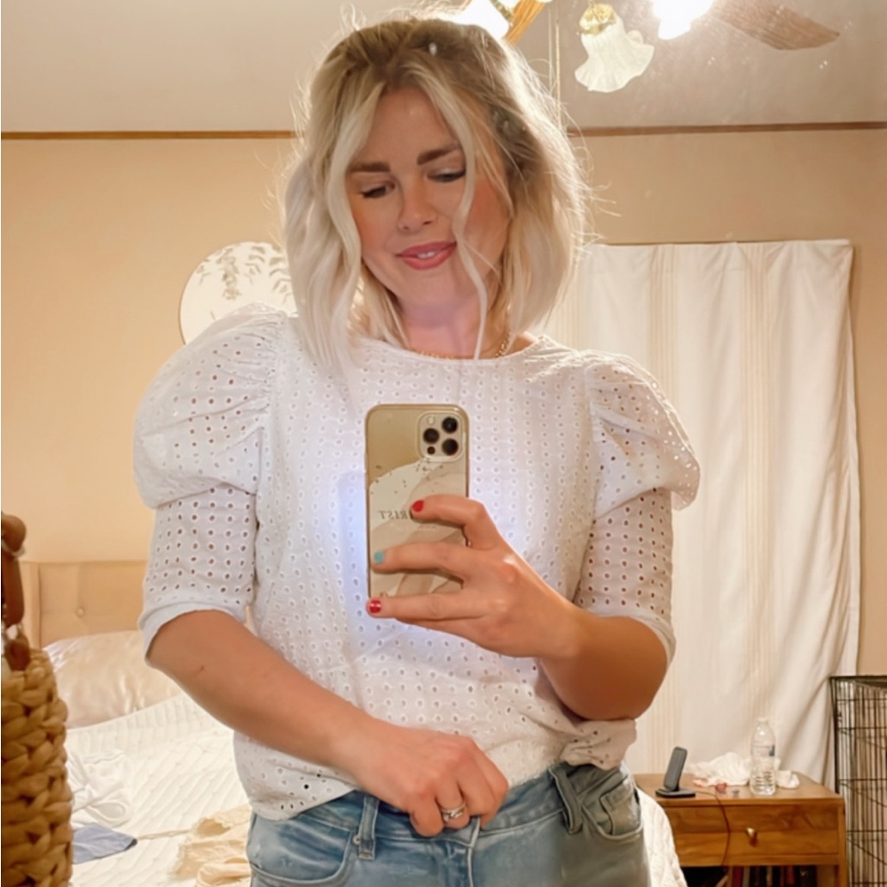 White eyelet puff sleeve top